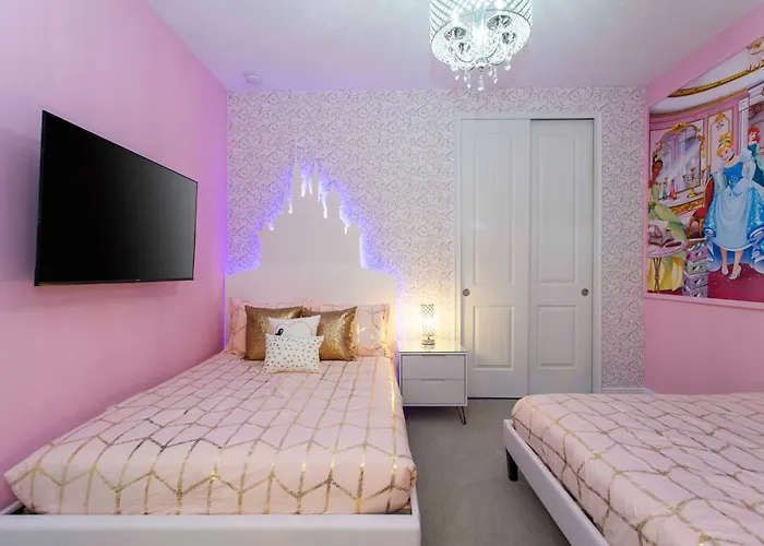 Beautiful Themed Single Home With Private Pool And Game Room Ec0405